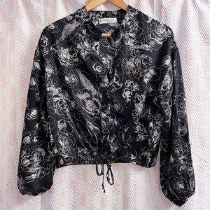 JON & ANNA Contemporary Blouse Womens XL Black Chic Floral Cropped Loose Relaxed